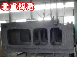 立柱铸件